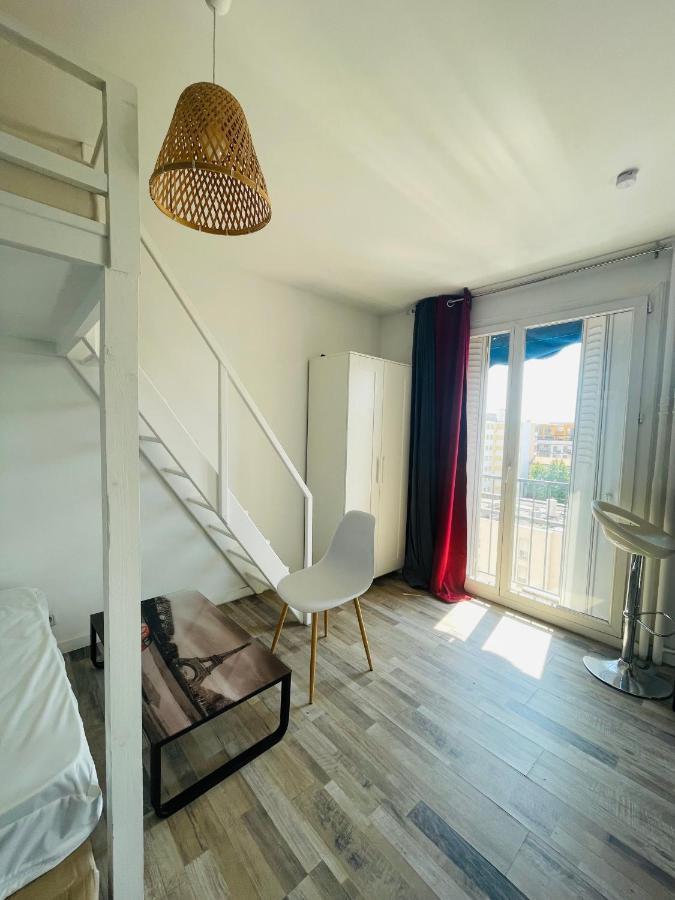 Petit Centre Joliette Apartment